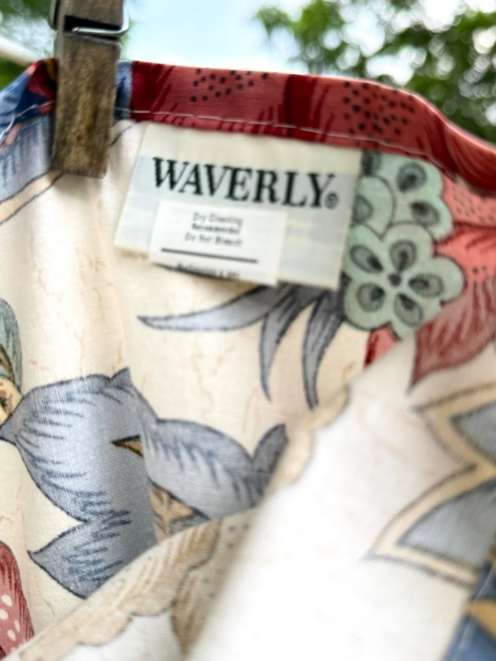 Vintage Waverly Valance Traditional Floral Red White and Blue Reversible Cotton